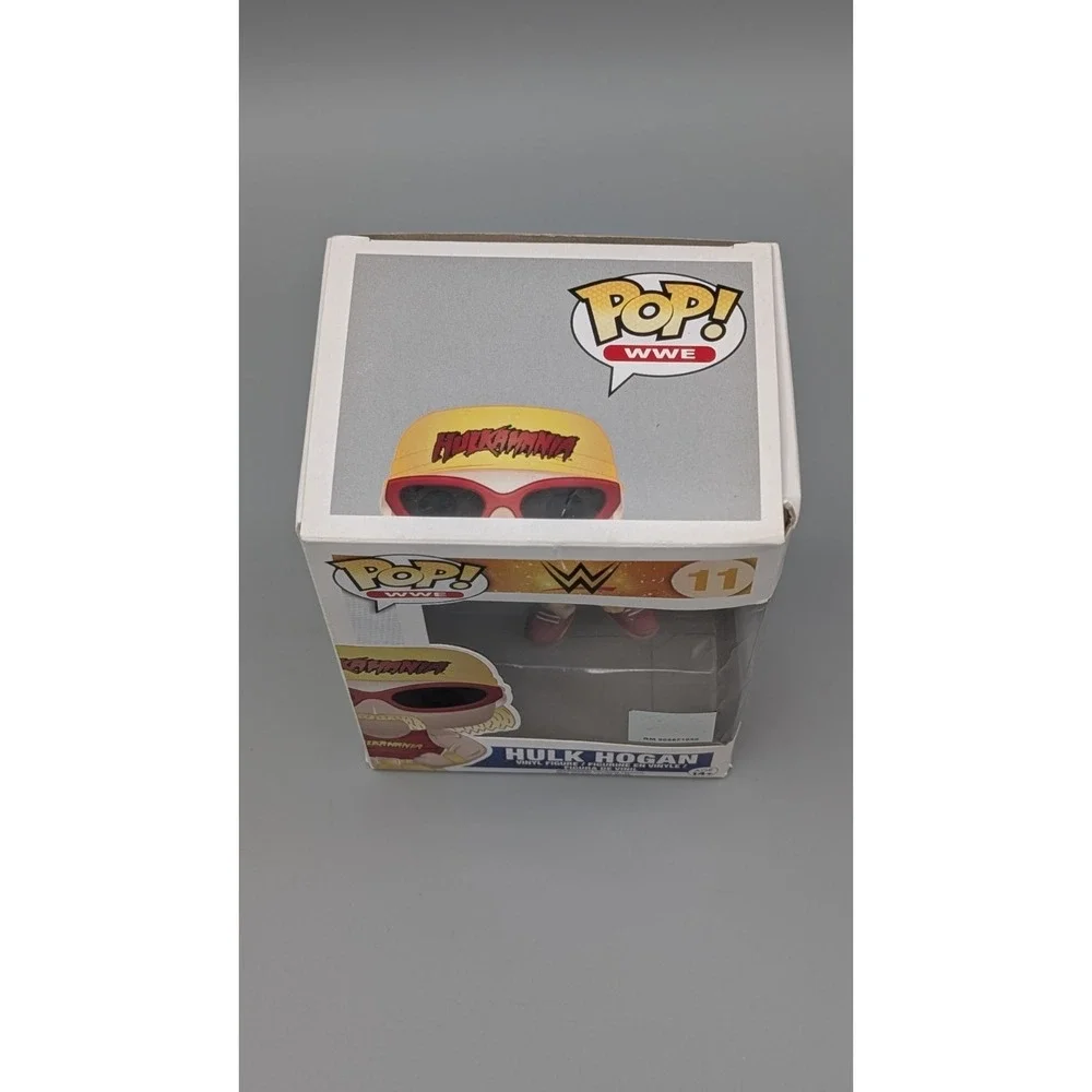 WWE Hulk Hogan Funko Pop Vinyl Figure #11 Hologram‎ Box Wrestling